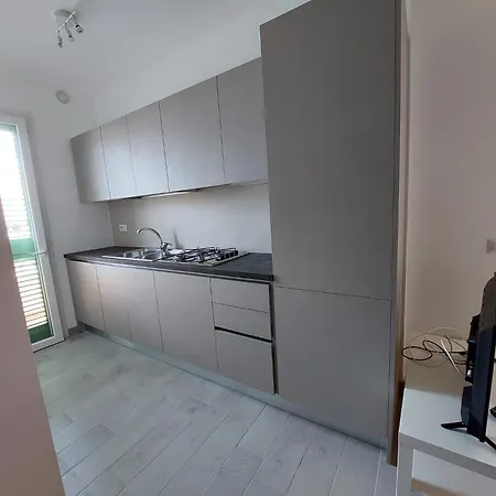 Pitagora Aparthotel 3*