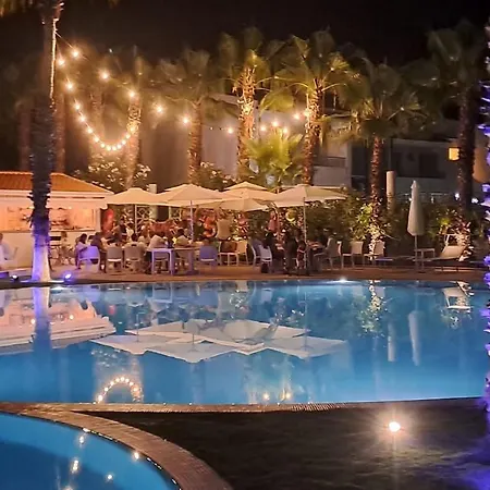 Lägenhetshotell Pitagora 3*