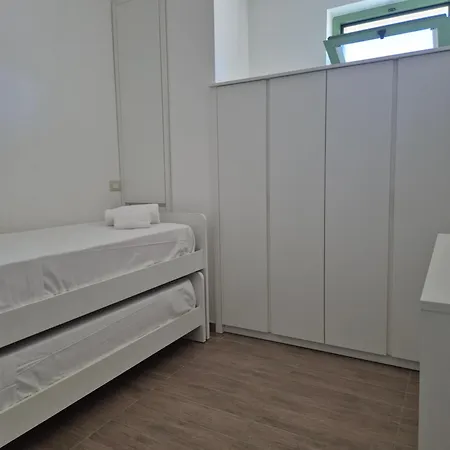 Pitagora Apartmanhotel 3*