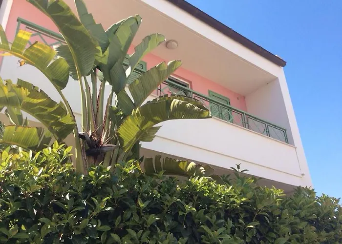 Pitagora Residence 3*